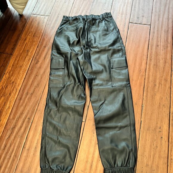 Hollister Faux Leather Pants Ultra High-Rise - Picture 1 of 3